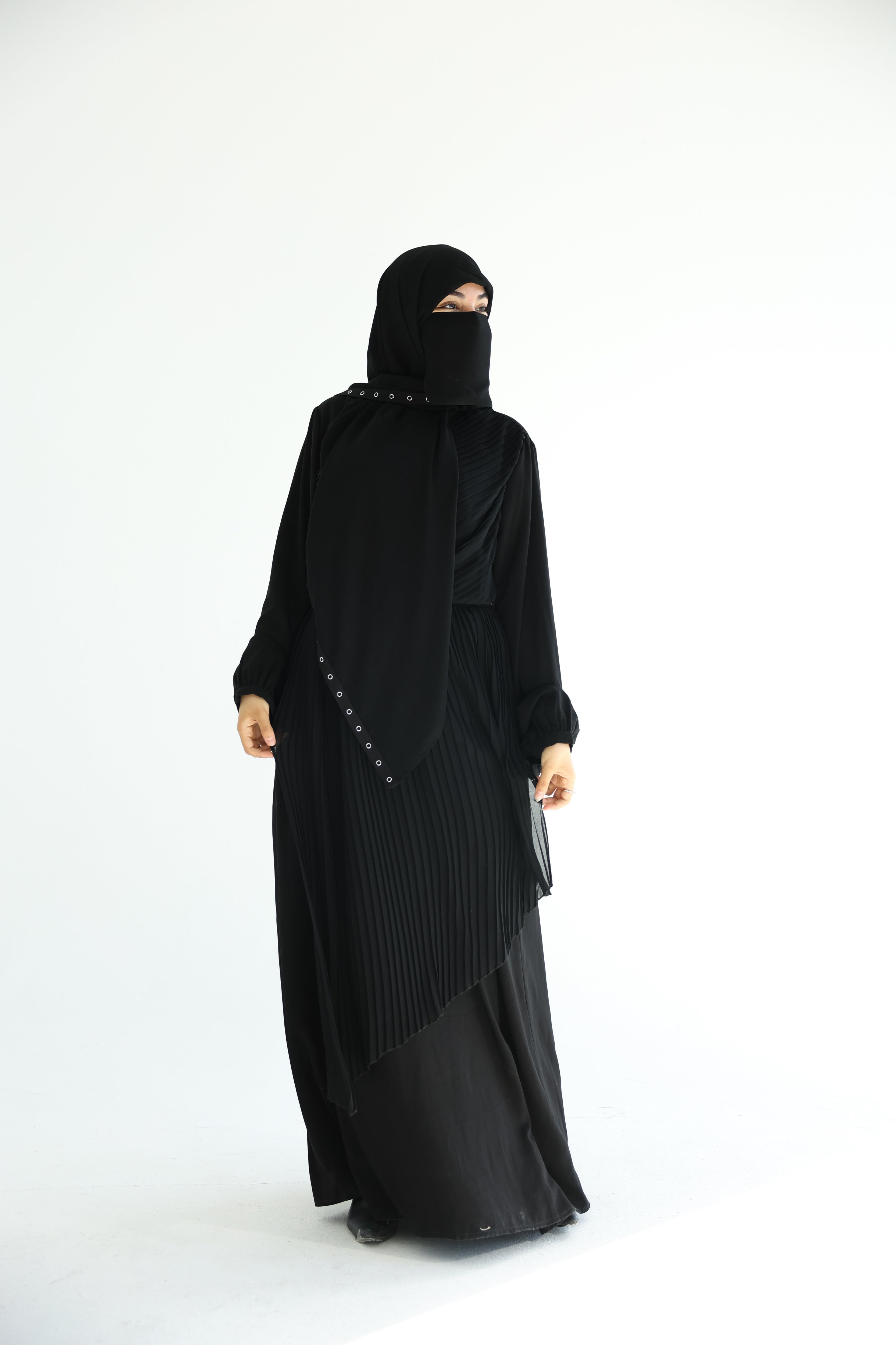 Rebel Black SQ