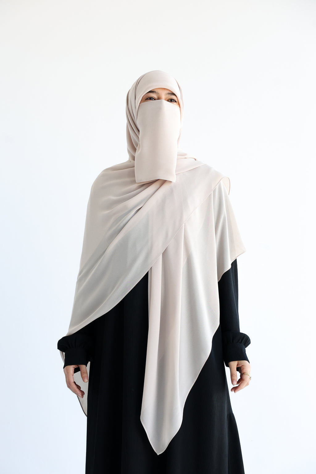 Tie  Niqab